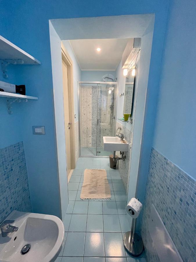 4 Balconi Rooms Paladini B&B E Appartamenti Lecce Eksteriør bilde