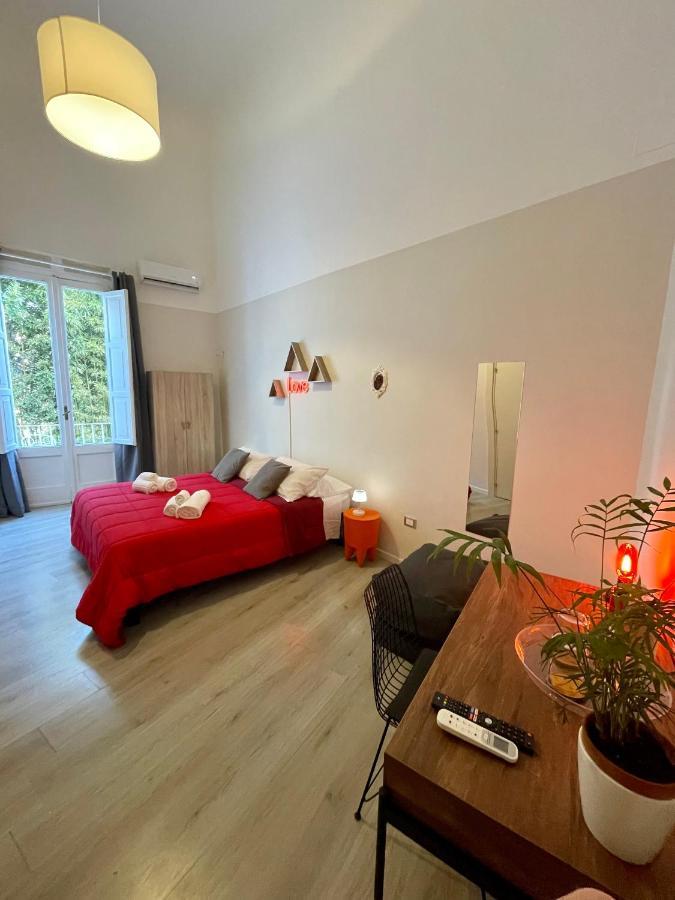 4 Balconi Rooms Paladini B&B E Appartamenti Lecce Eksteriør bilde