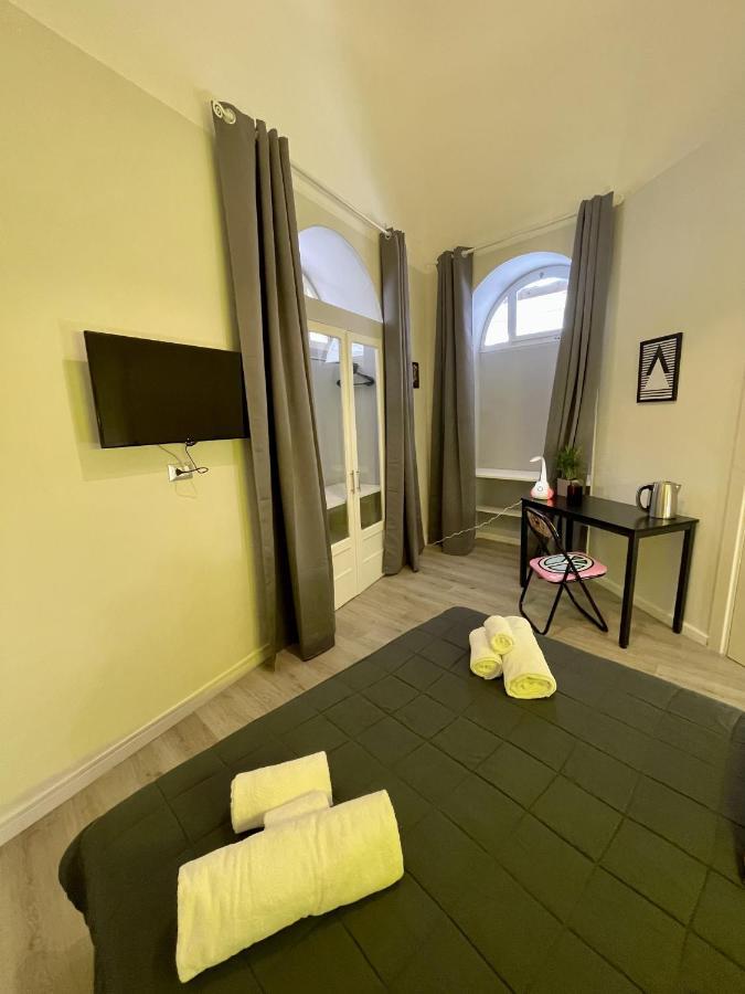 4 Balconi Rooms Paladini B&B E Appartamenti Lecce Eksteriør bilde