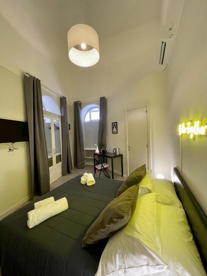 4 Balconi Rooms Paladini B&B E Appartamenti Lecce Eksteriør bilde