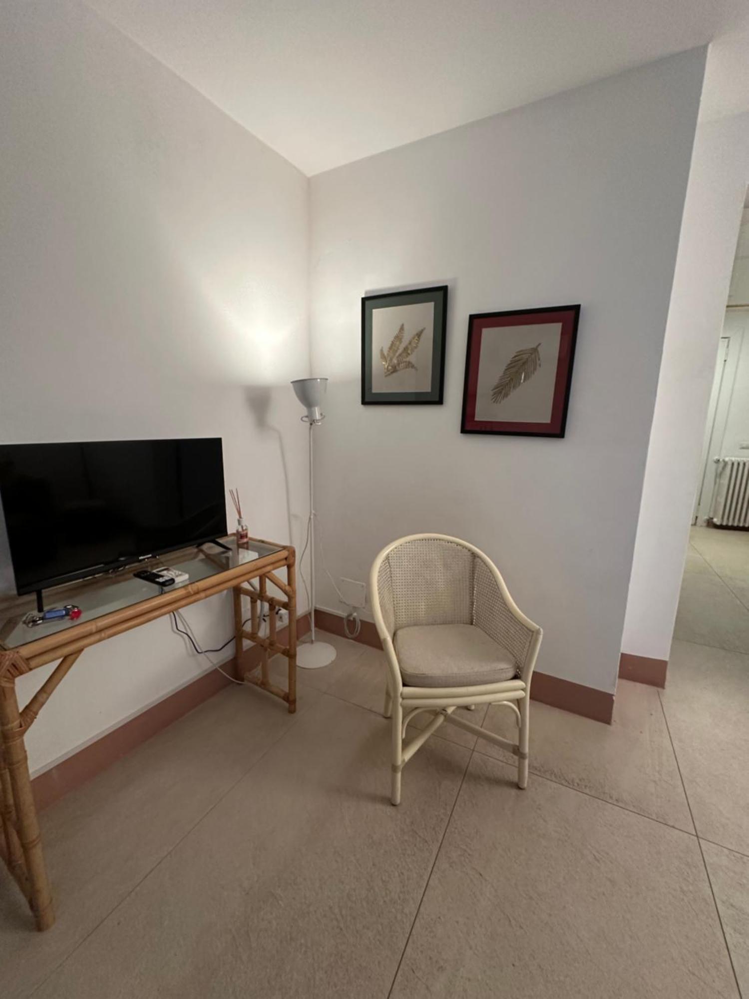 4 Balconi Rooms Paladini B&B E Appartamenti Lecce Eksteriør bilde