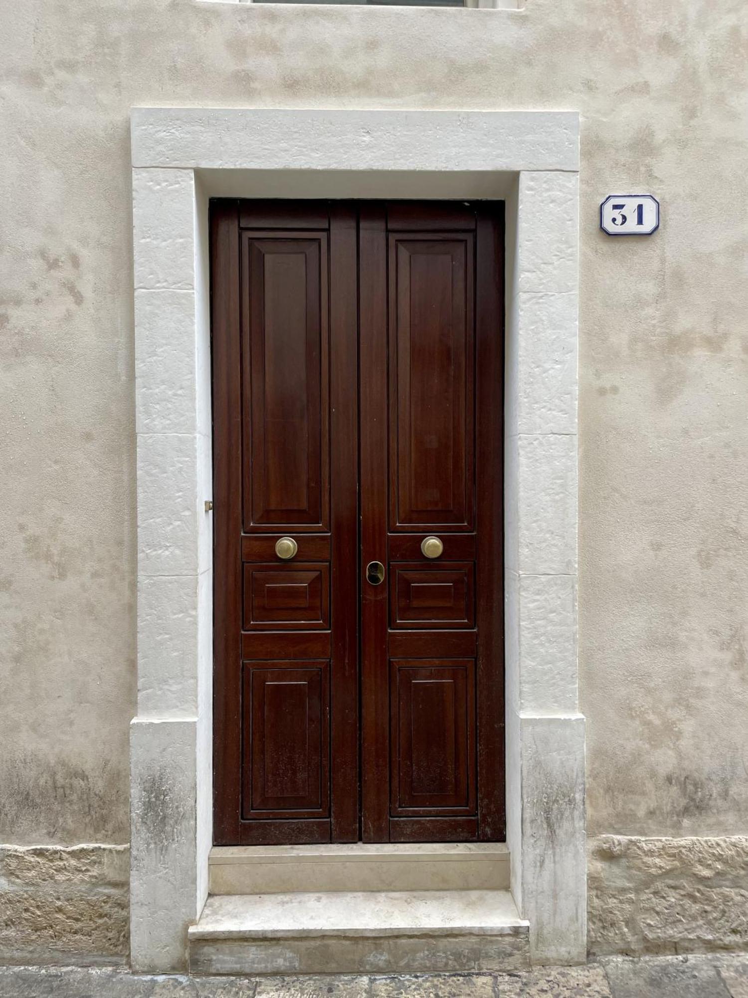 4 Balconi Rooms Paladini B&B E Appartamenti Lecce Eksteriør bilde