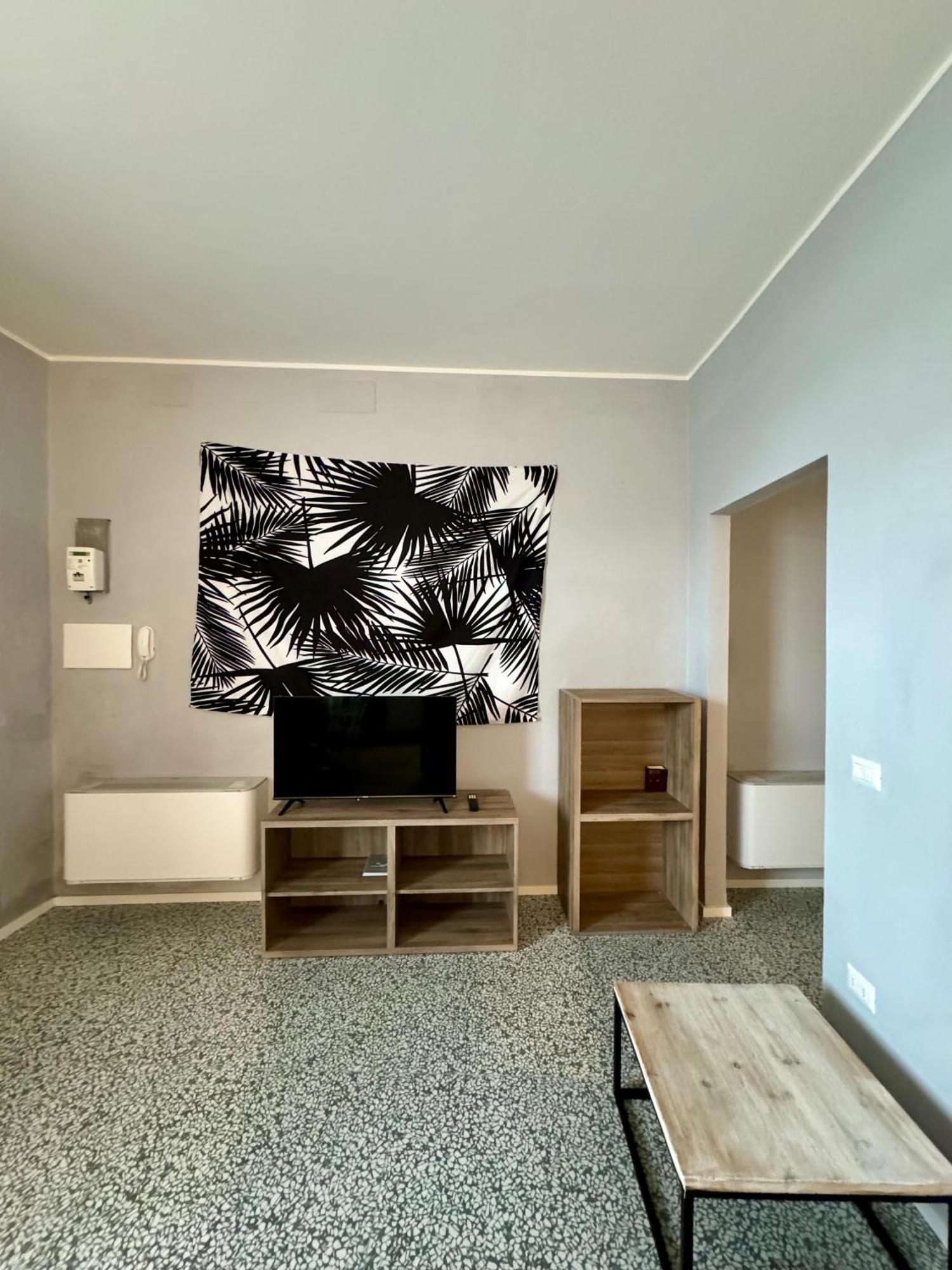 4 Balconi Rooms Paladini B&B E Appartamenti Lecce Eksteriør bilde