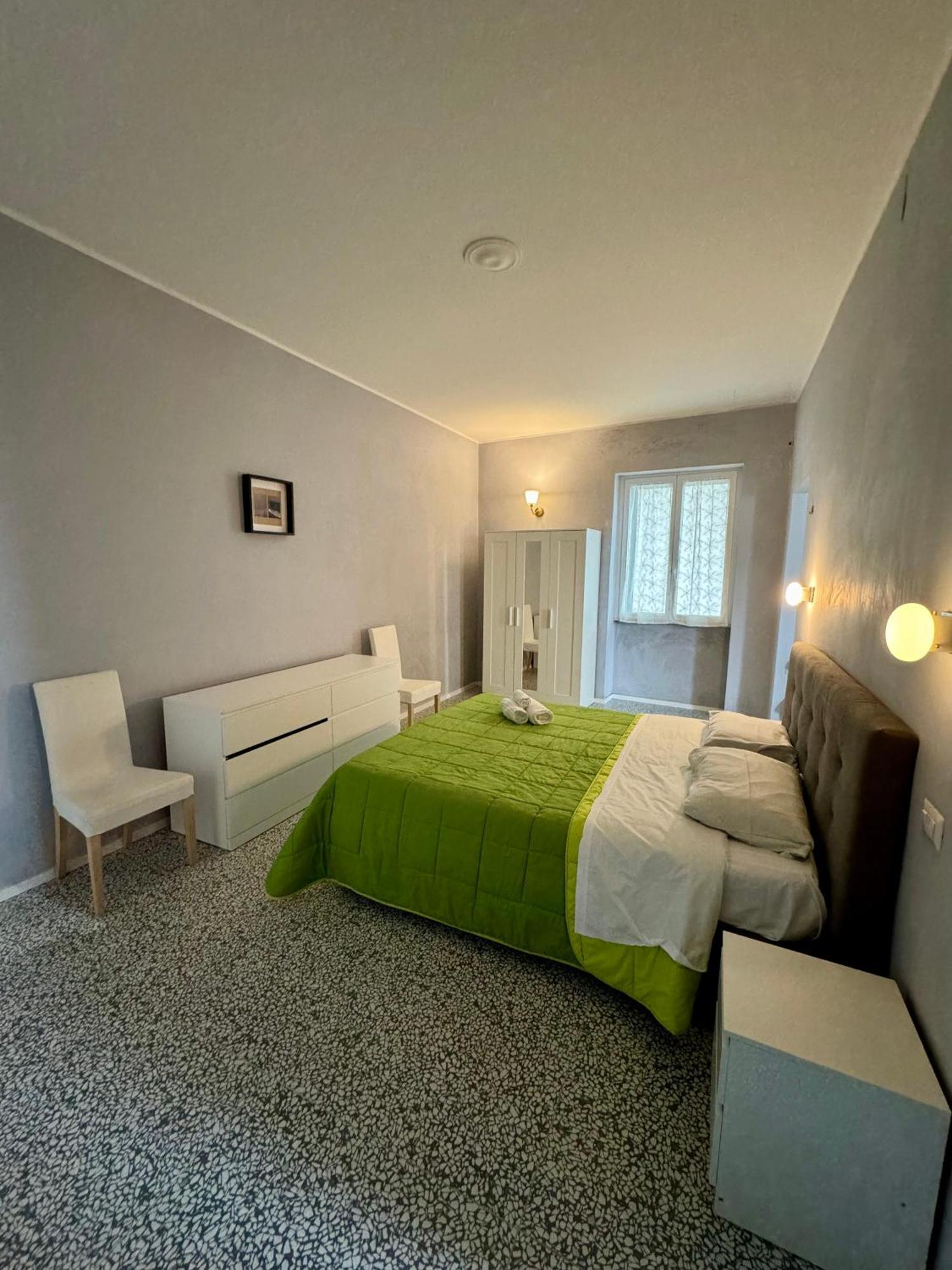 4 Balconi Rooms Paladini B&B E Appartamenti Lecce Eksteriør bilde