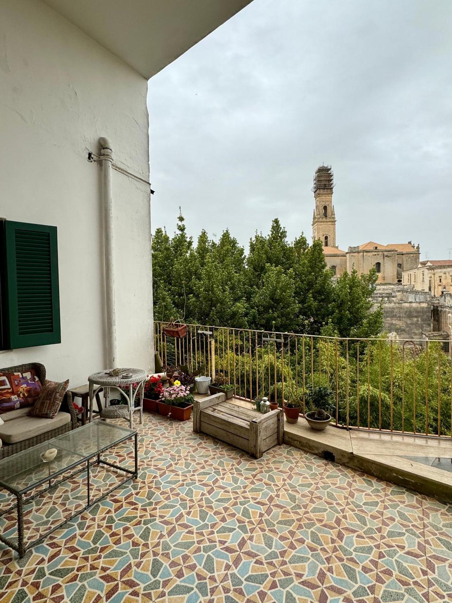 4 Balconi Rooms Paladini B&B E Appartamenti Lecce Eksteriør bilde
